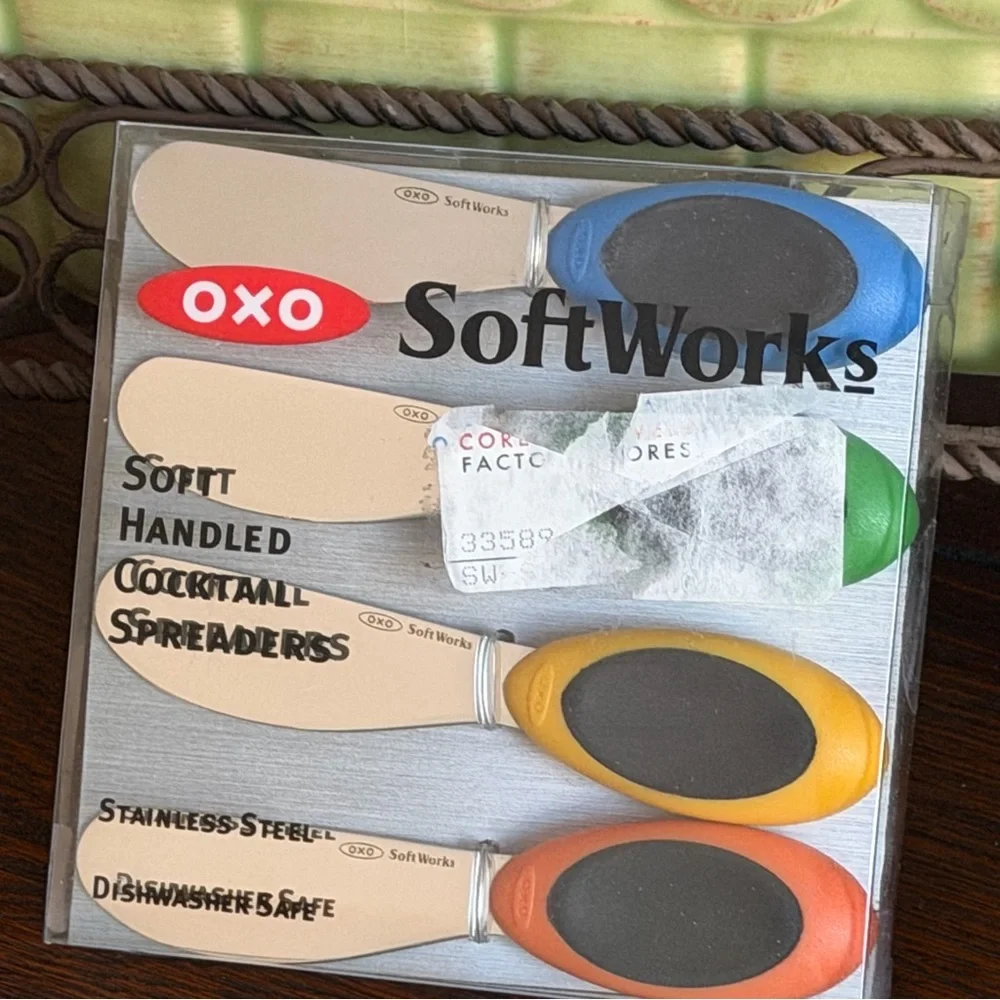 OXO SoftWorks Stainless Steel Spreaders with Colorful Handles